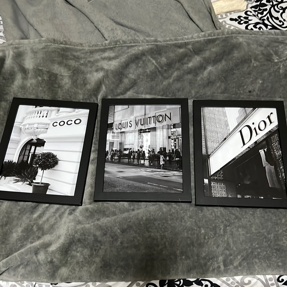 3 Designer images with frames